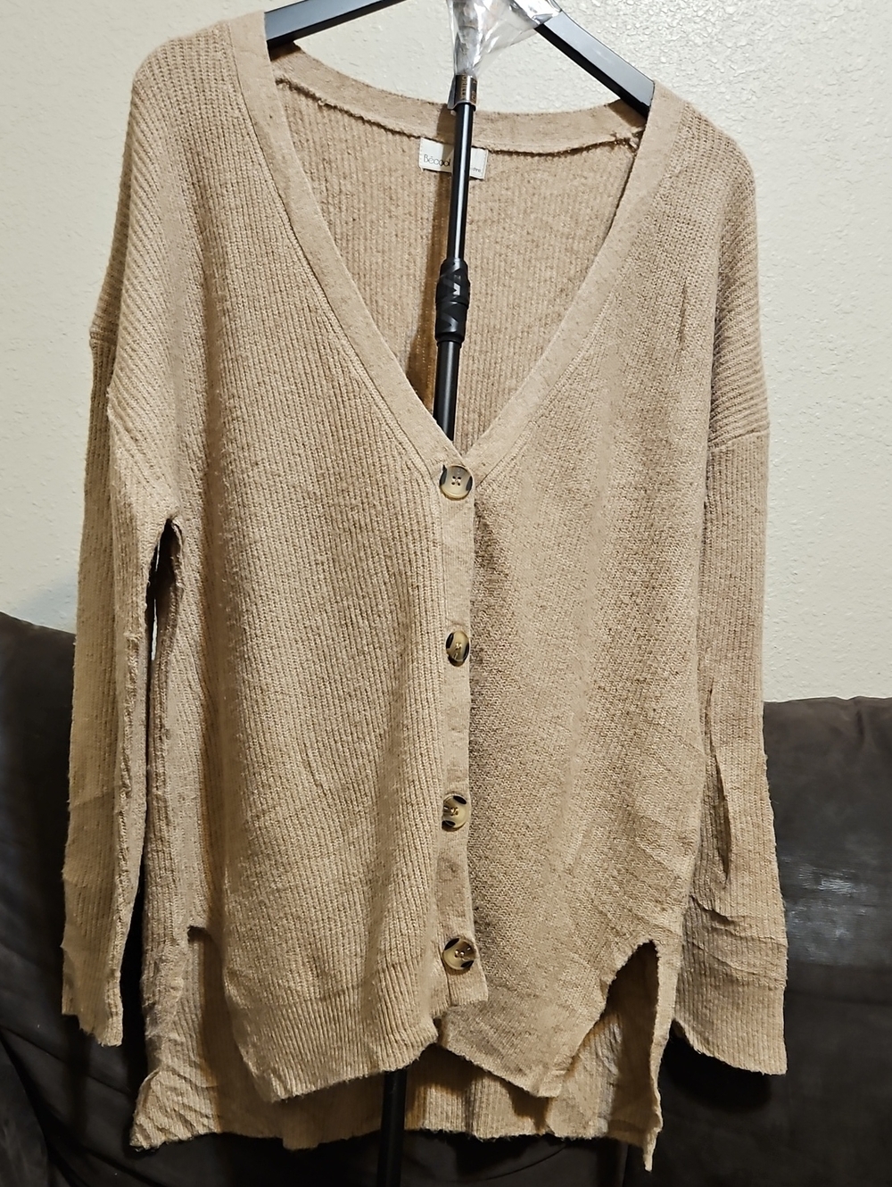 BE COOL Wool Blend Beige V-Neck Button Cardigan Sweater
